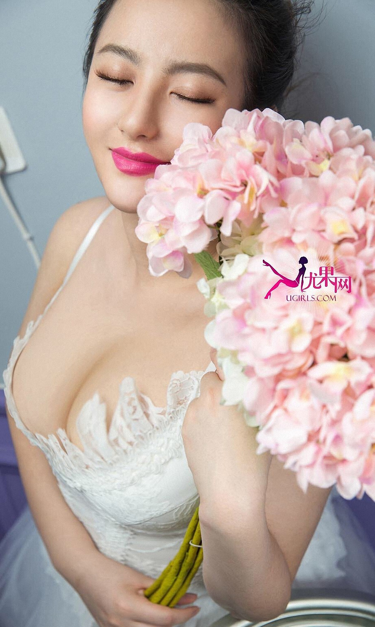 [Ugirls爱尤物]APP2015 No.201 依蔓